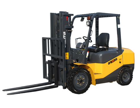 更強(qiáng)、更靈、更省 山推叉車完美詮釋使命——聊城產(chǎn)品展示會(huì)耀目登陸江北水城
